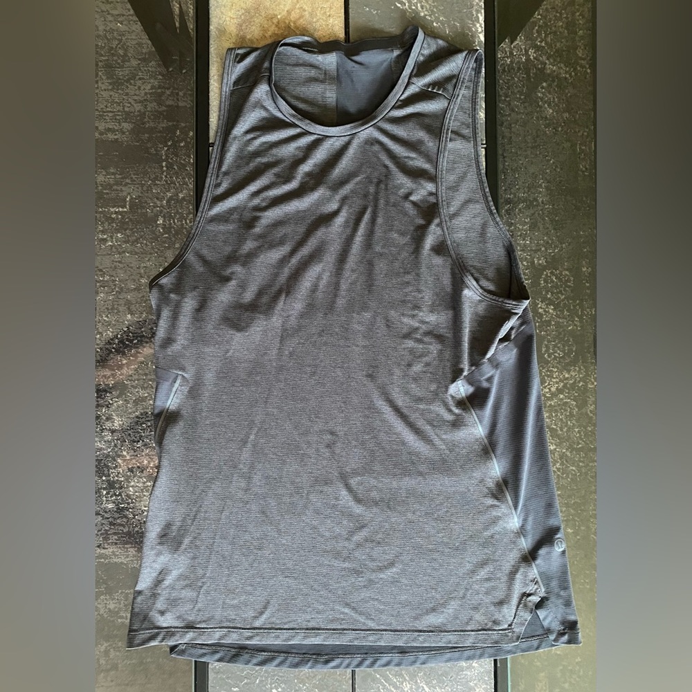 Lululemon Tank top Shirt Small Grey Athletic Shirt Sleeveless